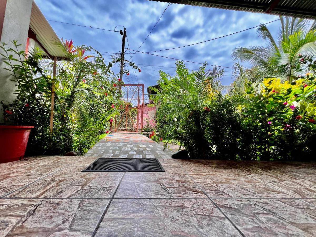 Natural Experience House Tortuguero Bagian luar foto